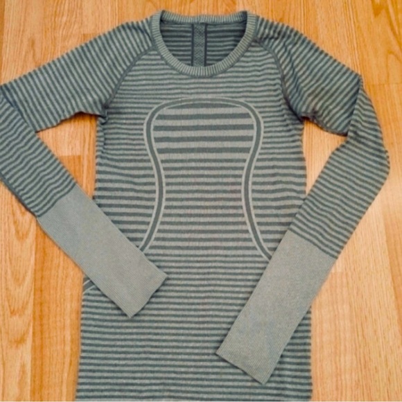 Lululemon Swiftly Tech Long-Sleeve Size 6 NWOT comes with lululemon bag - Picture 1 of 4
